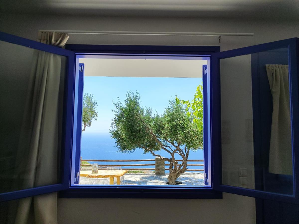 Country house Alia's Sea View & Aprovaton