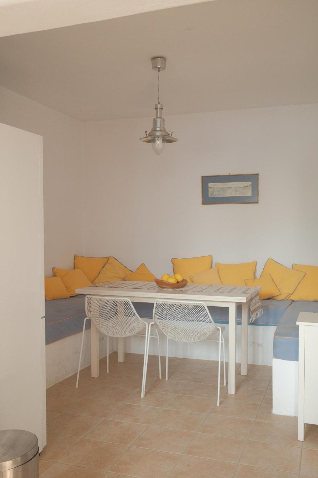 Country house Alia's Sea View & Aprovaton